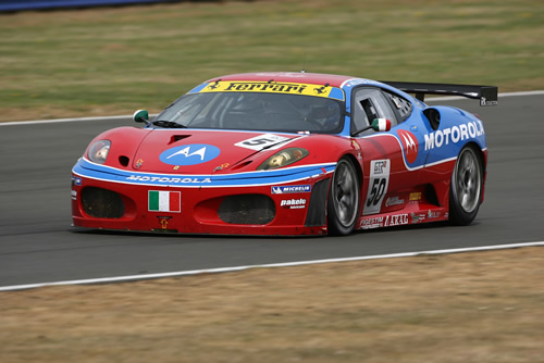 Dirk Müller bleef de Edi Cris Ferrari's voor en won GT2